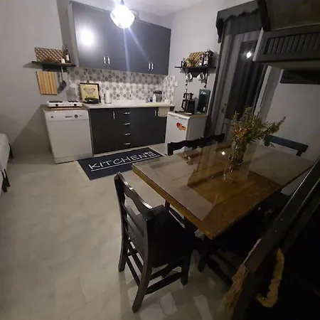 White בקתה