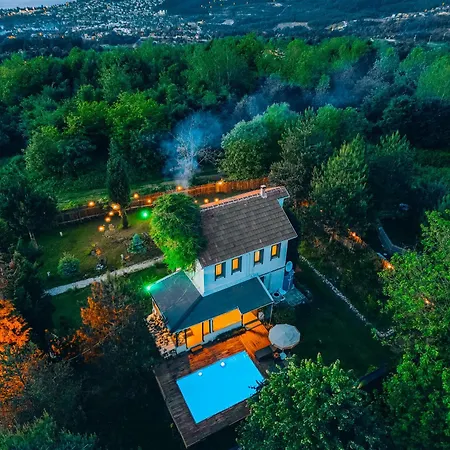 Chalet White *